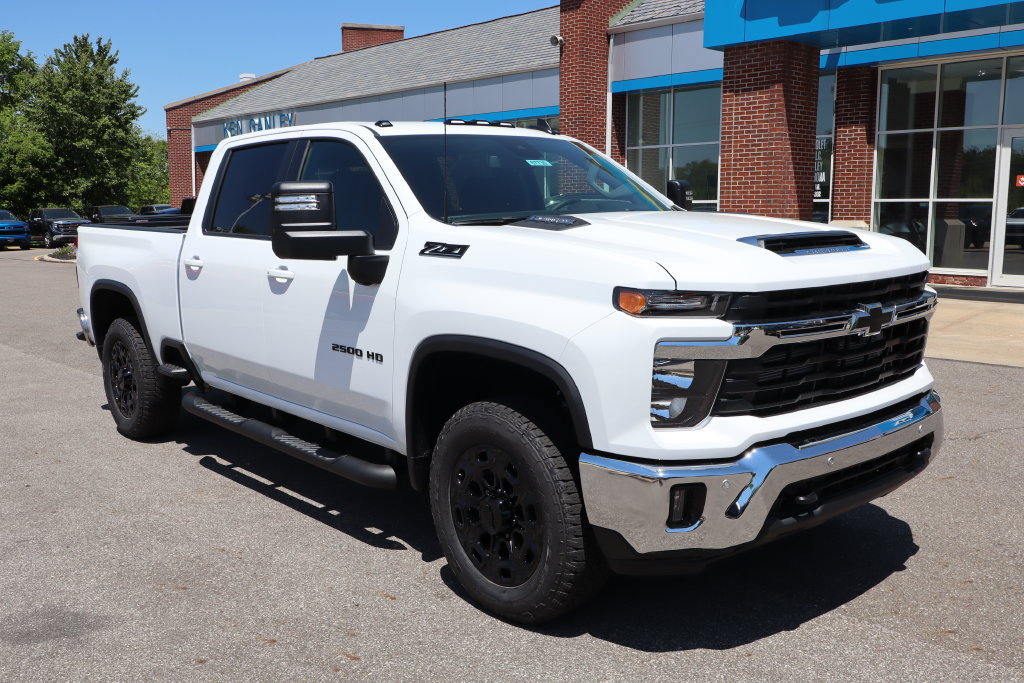 New 2026 Chevrolet Silverado 2500 LT w/ Safety Package AWD/4WD image 4