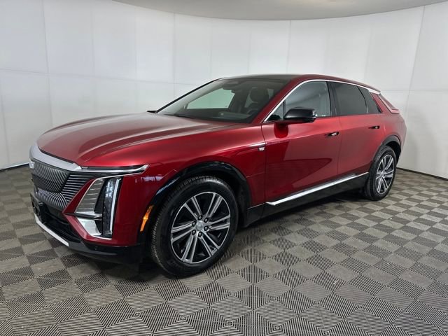 Used 2024 Cadillac Lyriq Luxury w/ LPO, Floor Liner Package image 7