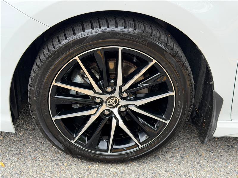 Used 2024 Toyota Camry SE w/ Cold Weather Package AWD/4WD image 15