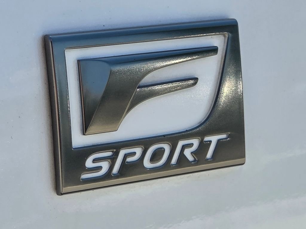 Used 2016 Lexus IS 200t w/ F Sport Package RWD image 22