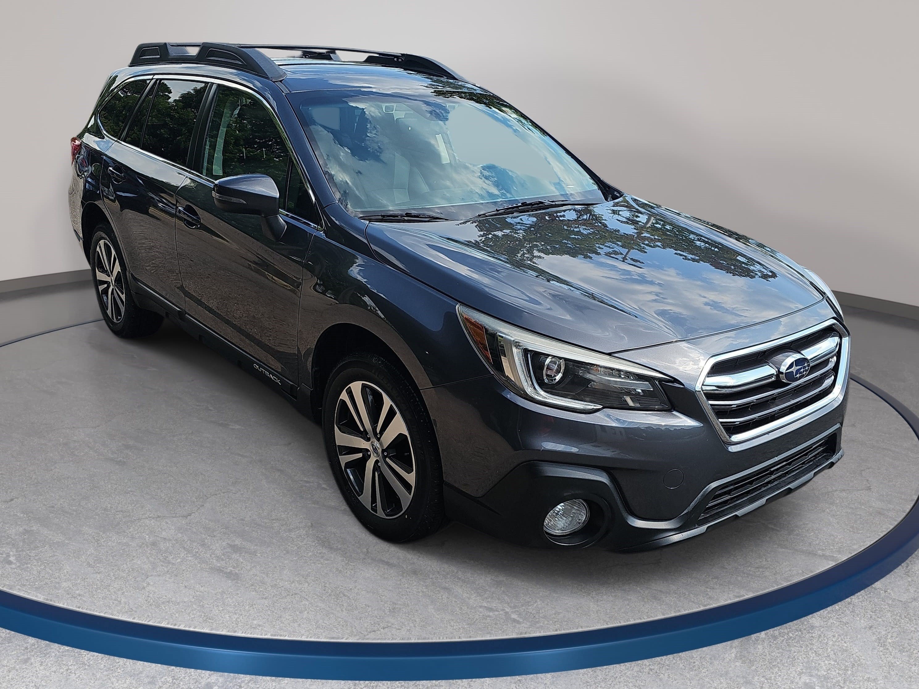 Used 2018 Subaru Outback 2.5i Limited AWD/4WD image 3