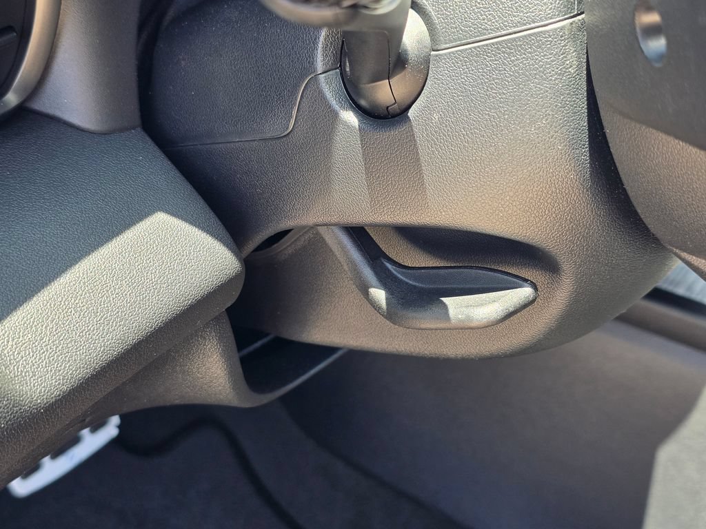 New 2026 Hyundai Elantra Sport FWD image 32