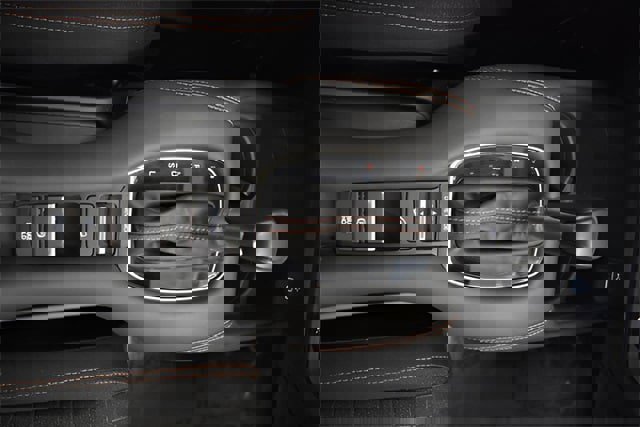 Used 2025 Honda HR-V Sport image 29