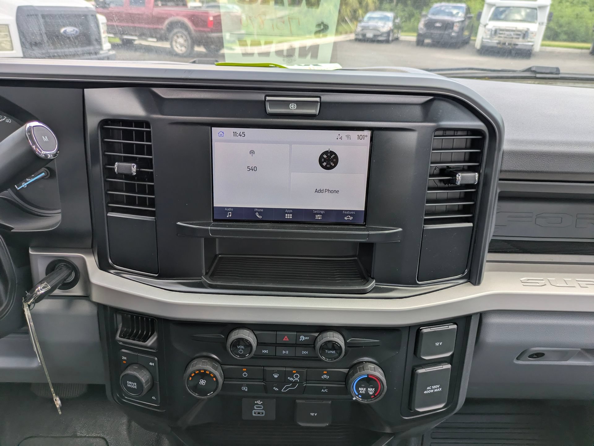 New 2025 Ford F550 4x4 Regular Cab Super Duty image 15