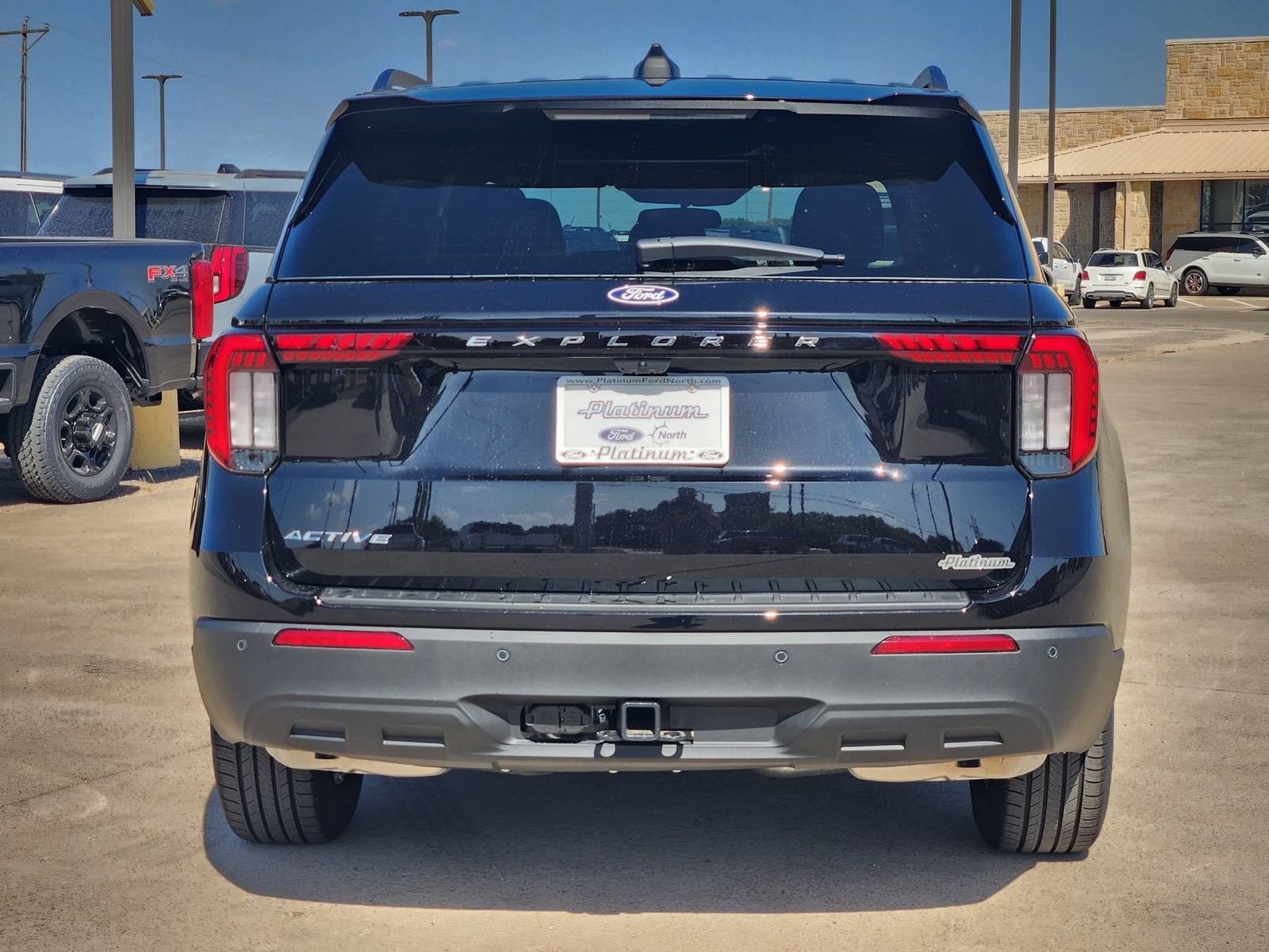 New 2027 Ford Explorer Active RWD image 8