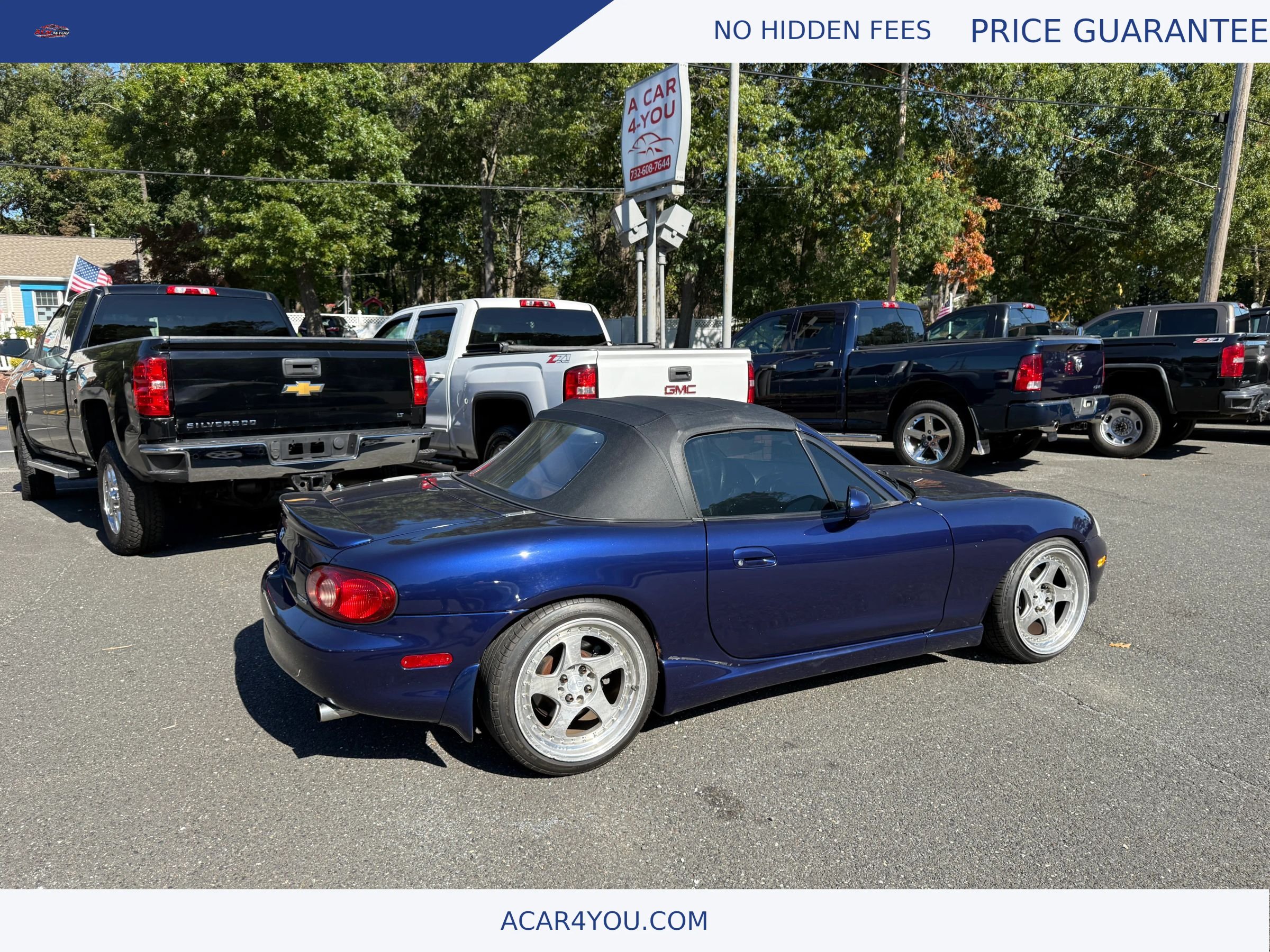 Used 2004 MAZDA MX-5 Miata LS w/ Sports Look Appearance Pkg RWD image 9