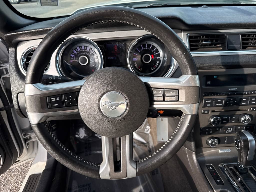 Used 2013 Ford Mustang Premium image 15