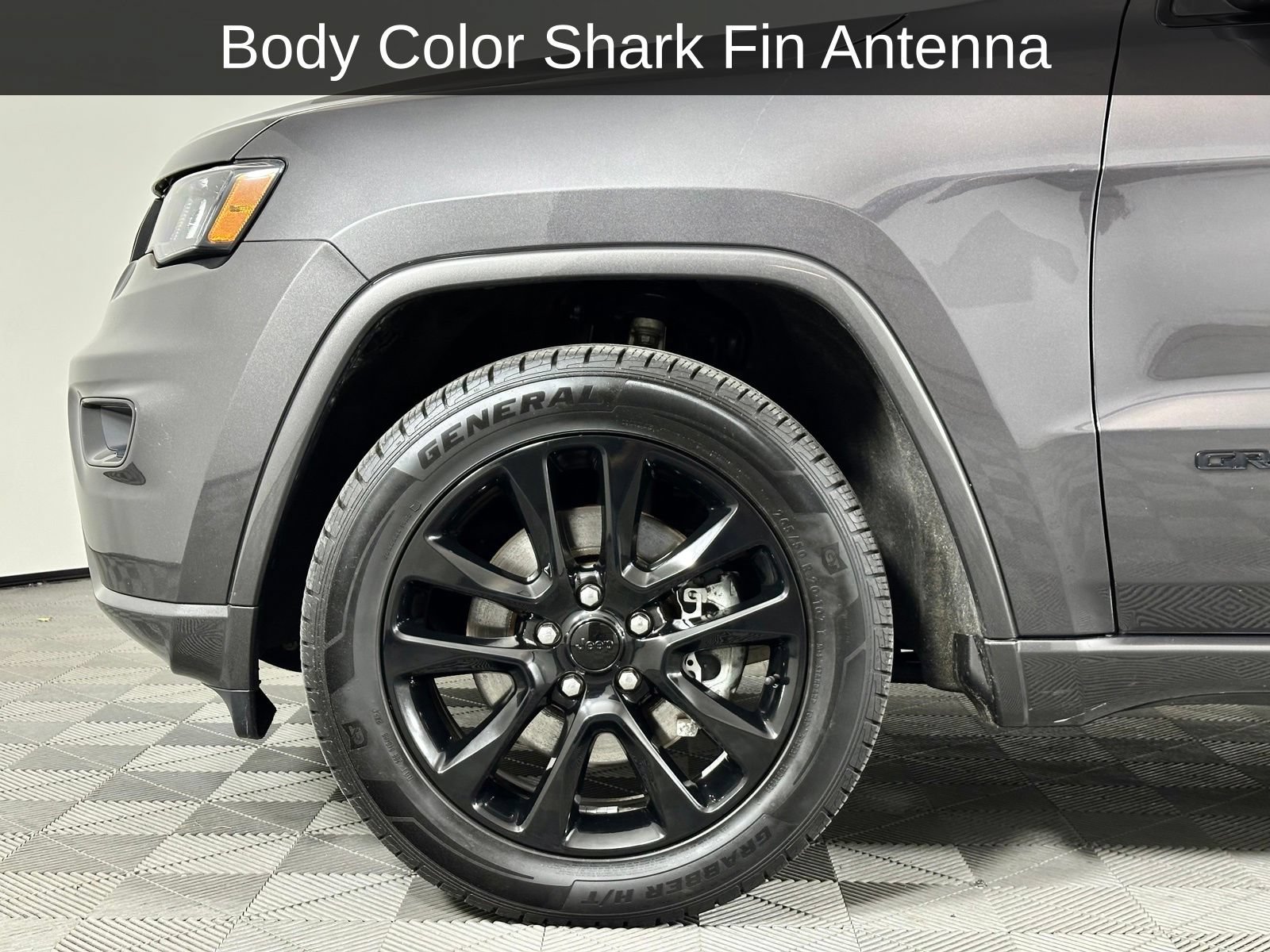 Used 2021 Jeep Grand Cherokee Laredo X AWD/4WD image 8