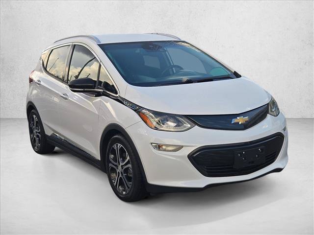 Used 2017 Chevrolet Bolt Premier w/ Driver Confidence II Package FWD image 3