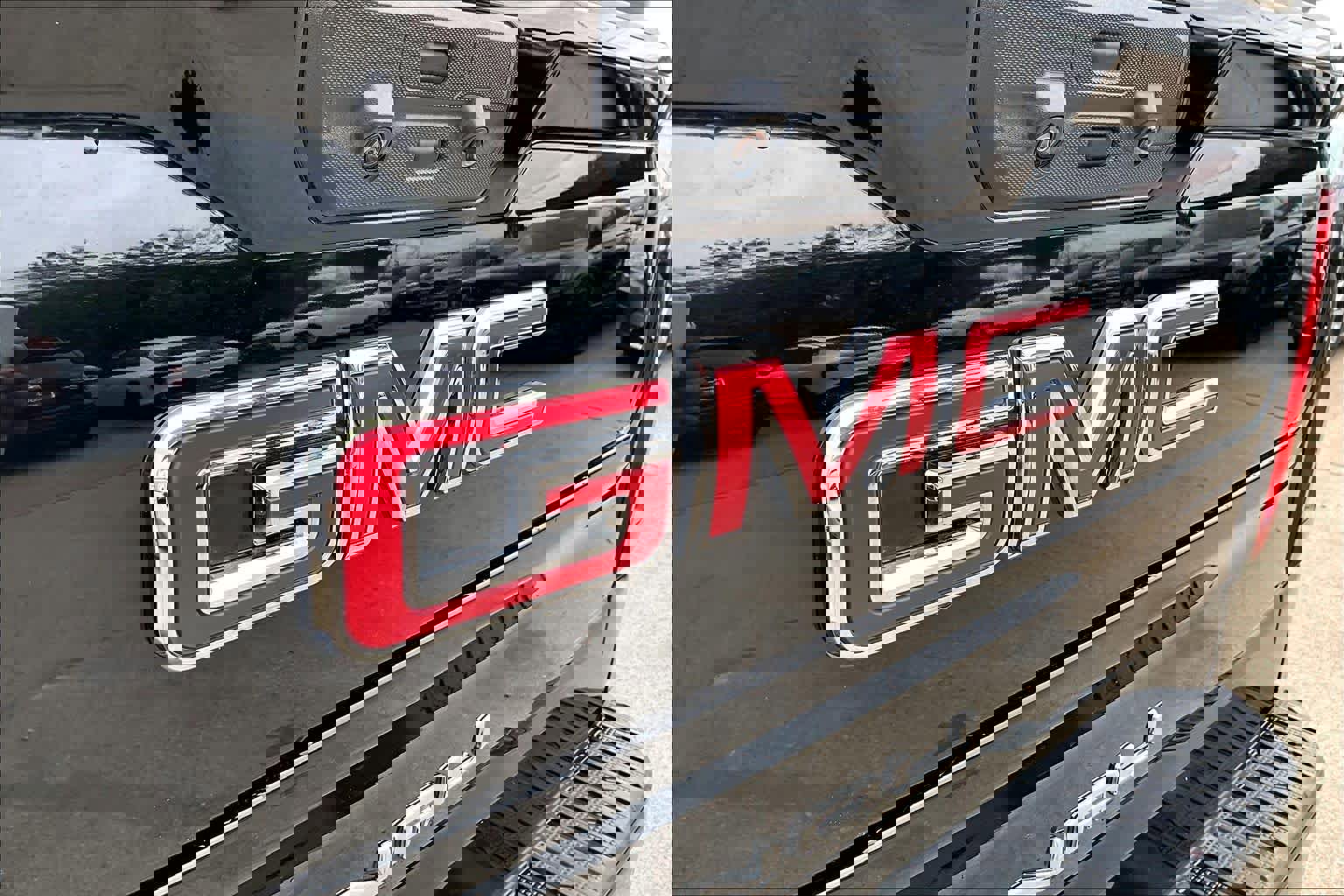 Used 2023 GMC Sierra 1500 Denali w/ Denali Reserve Package AWD/4WD image 10