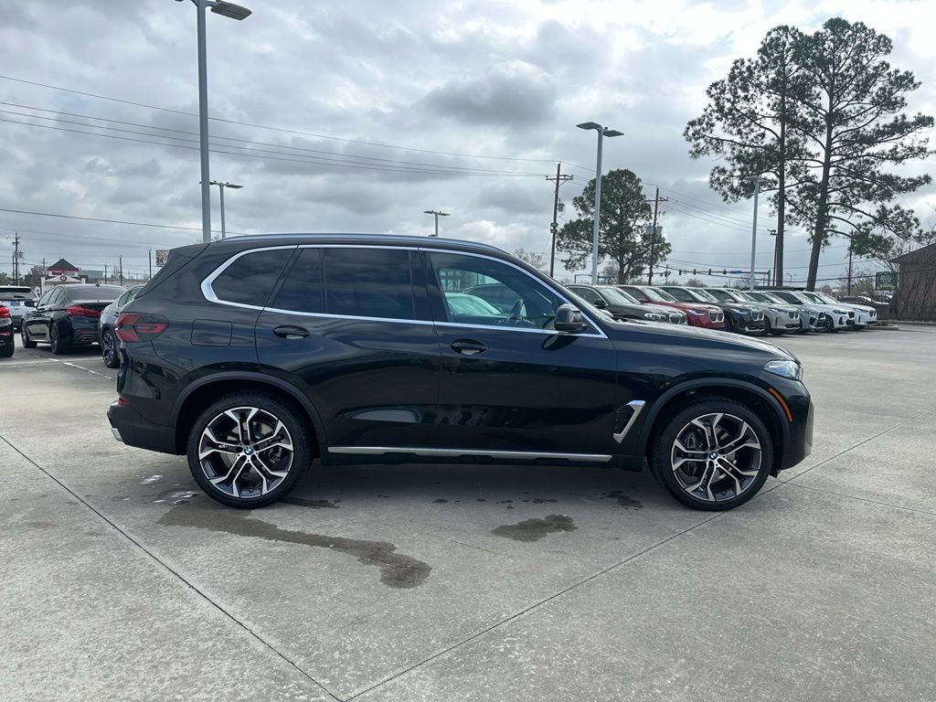 Certified 2026 BMW X5 sDrive40i w/ Climate Comfort Package image 4