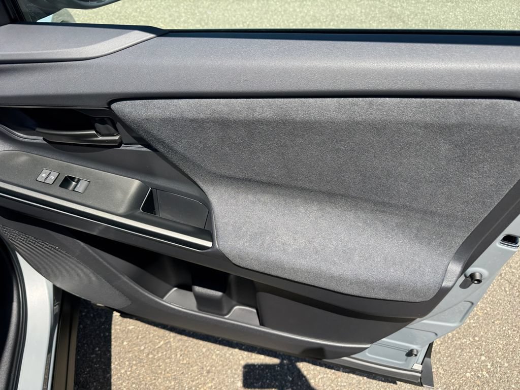 New 2026 Toyota C-HR AWD/4WD image 17