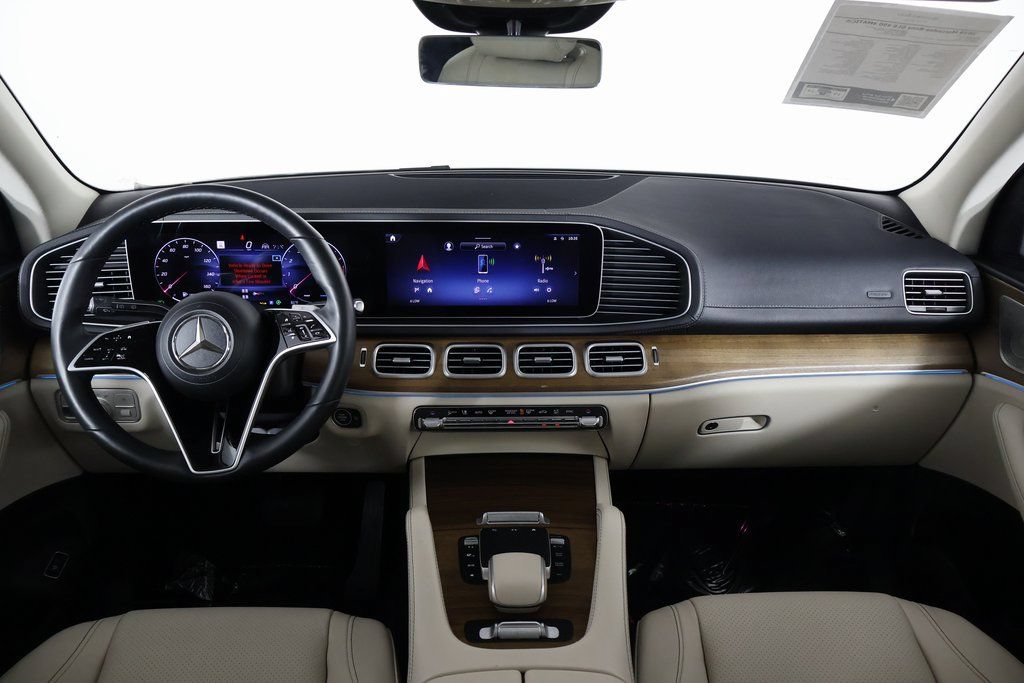 Certified 2024 Mercedes-Benz GLS 450 4MATIC image 8