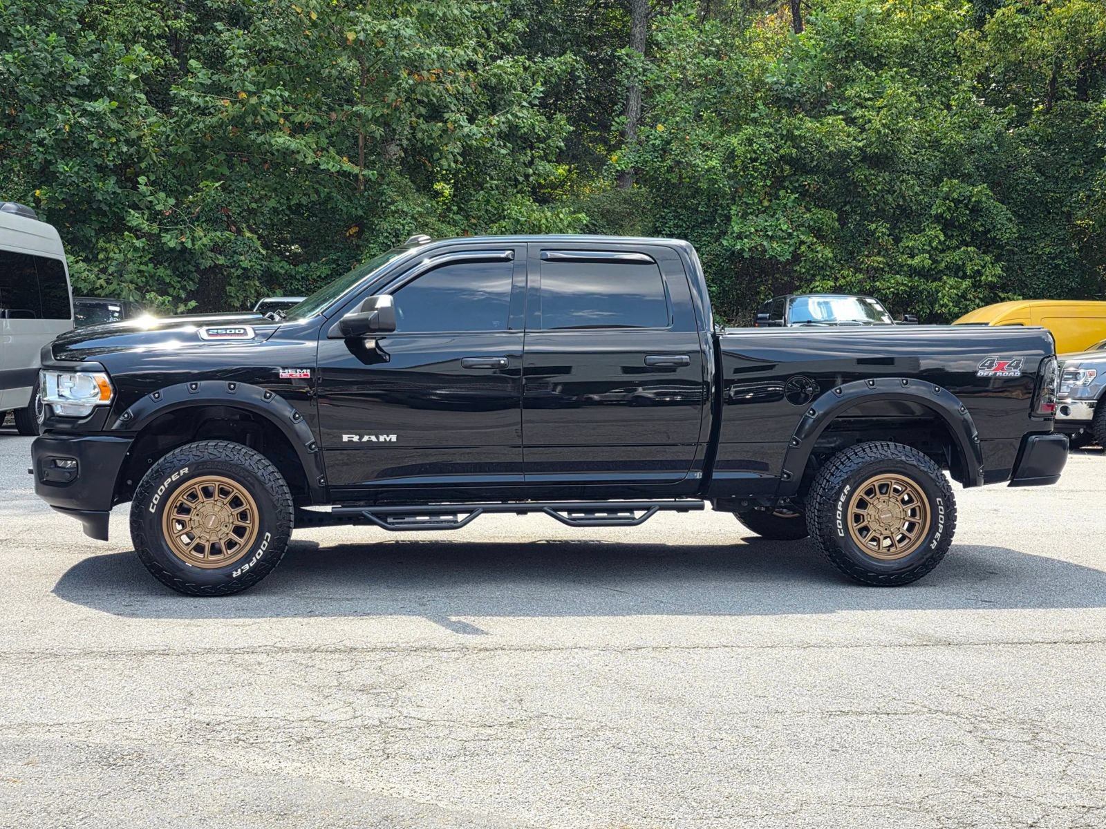 Used 2022 RAM 2500 Tradesman AWD/4WD image 4