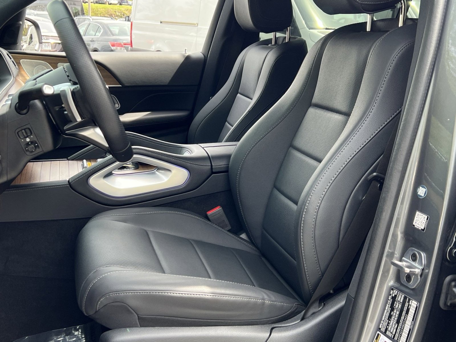 Used 2024 Mercedes-Benz GLS 450 4MATIC image 19