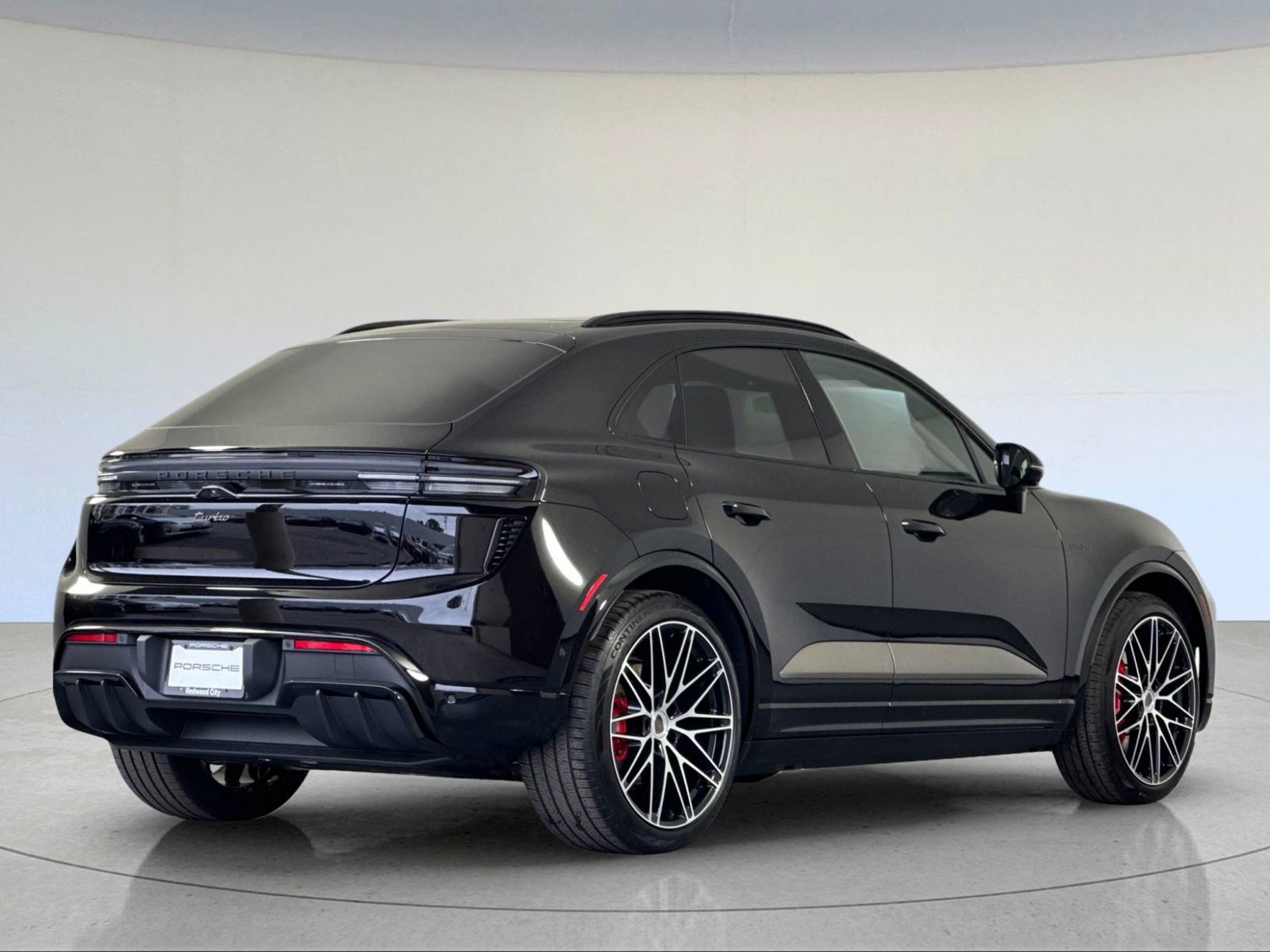 New 2026 Porsche Macan Turbo Electric AWD/4WD image 8