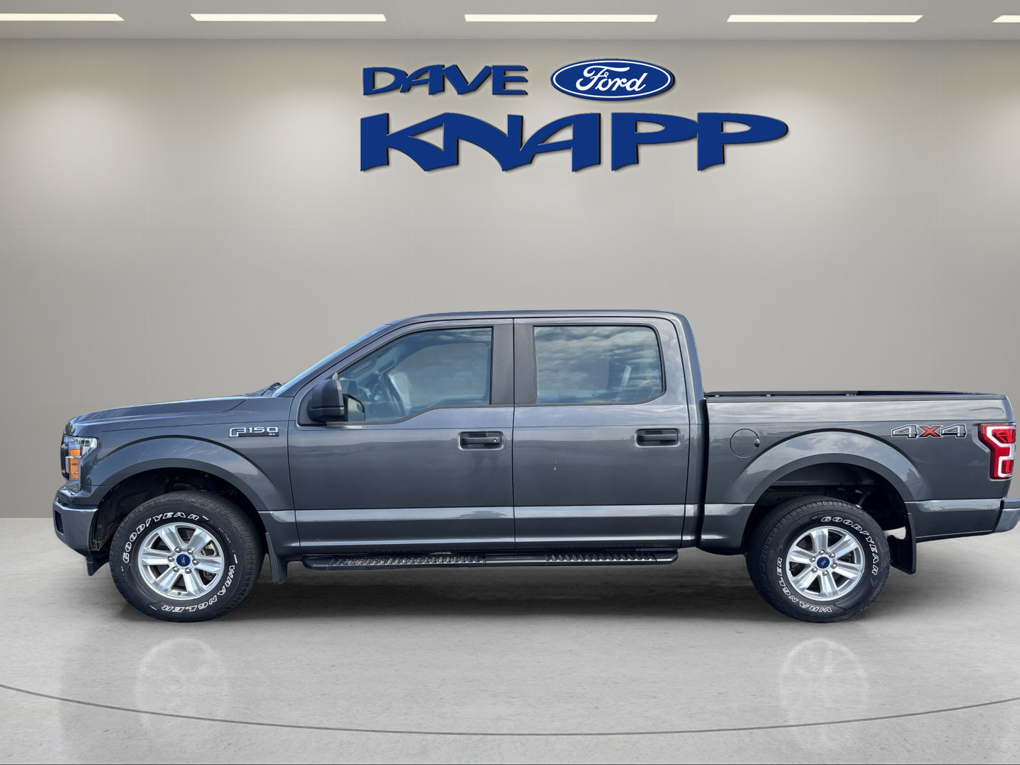 Used 2018 Ford F150 XL w/ Equipment Group 101A Mid AWD/4WD image 4