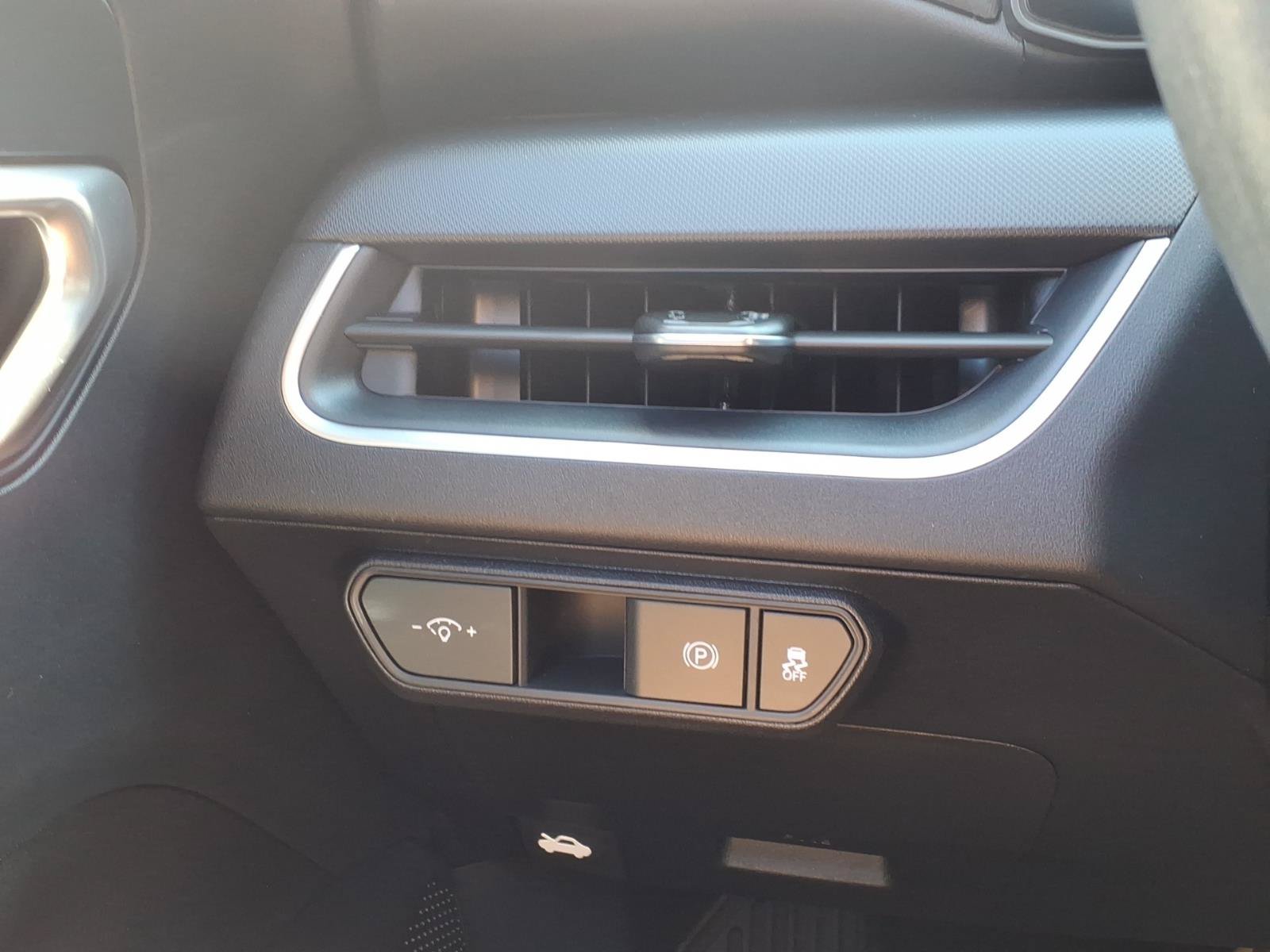 New 2026 Kia K4 FWD image 23