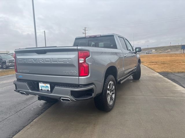 Used 2025 Chevrolet Silverado 1500 High Country w/ Technology Package image 3