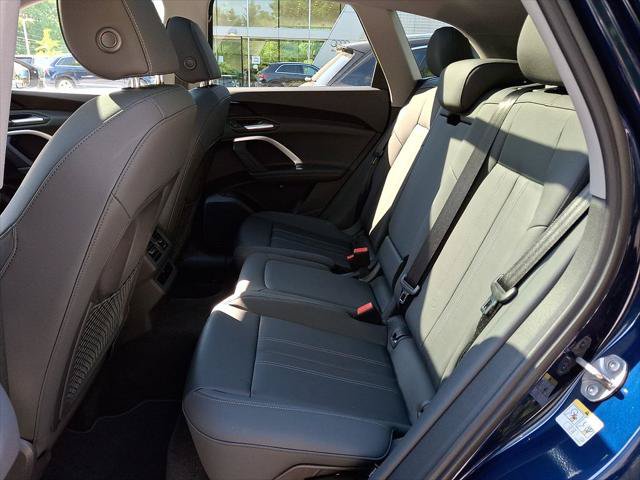Certified 2025 Audi Q5 Premium w/ Convenience Package AWD/4WD image 10