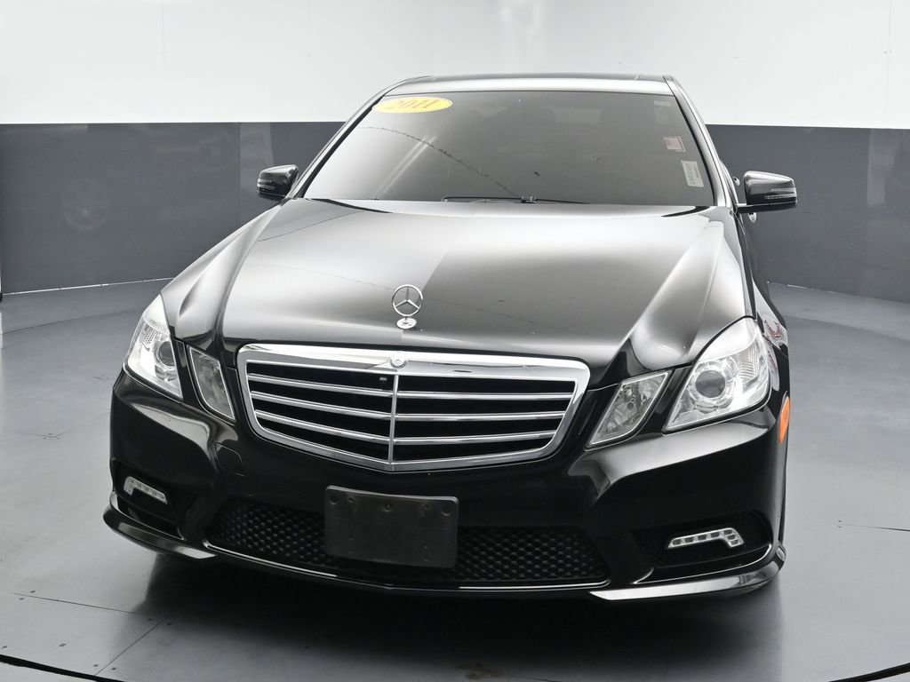 Used 2011 Mercedes-Benz E 350 Sedan image 4