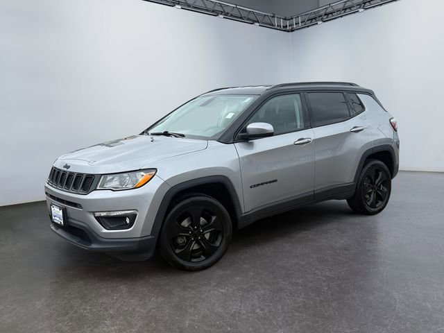Used 2019 Jeep Compass Altitude image 1