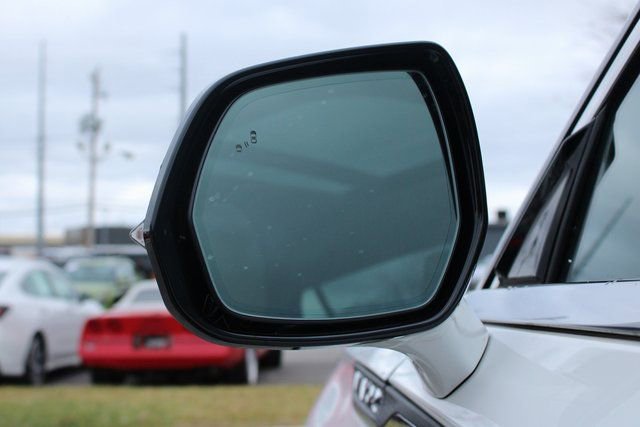 Used 2023 Lincoln Aviator Reserve w/ Elements Package Plus image 8