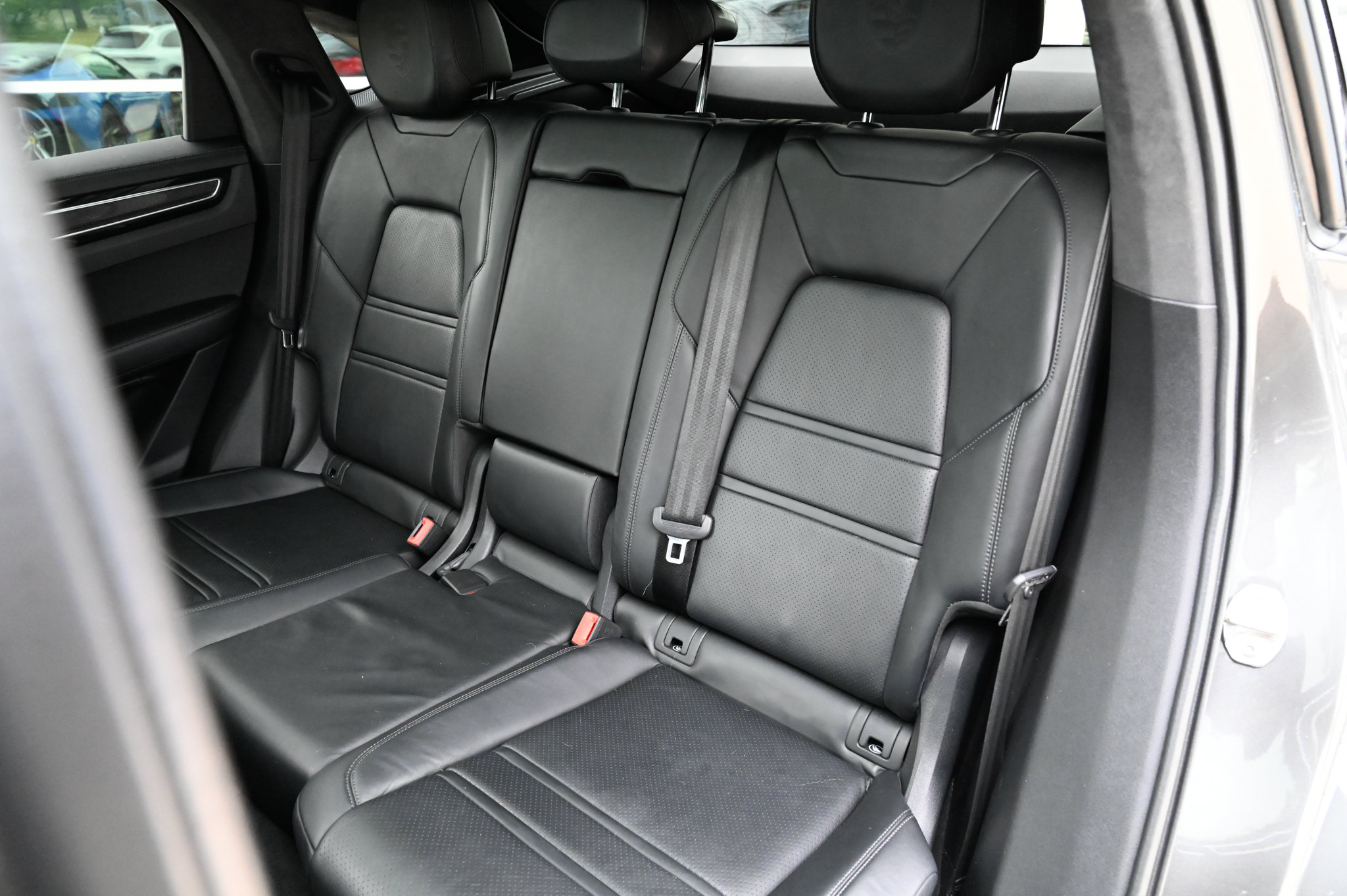 Used 2021 Porsche Cayenne Turbo AWD/4WD image 39