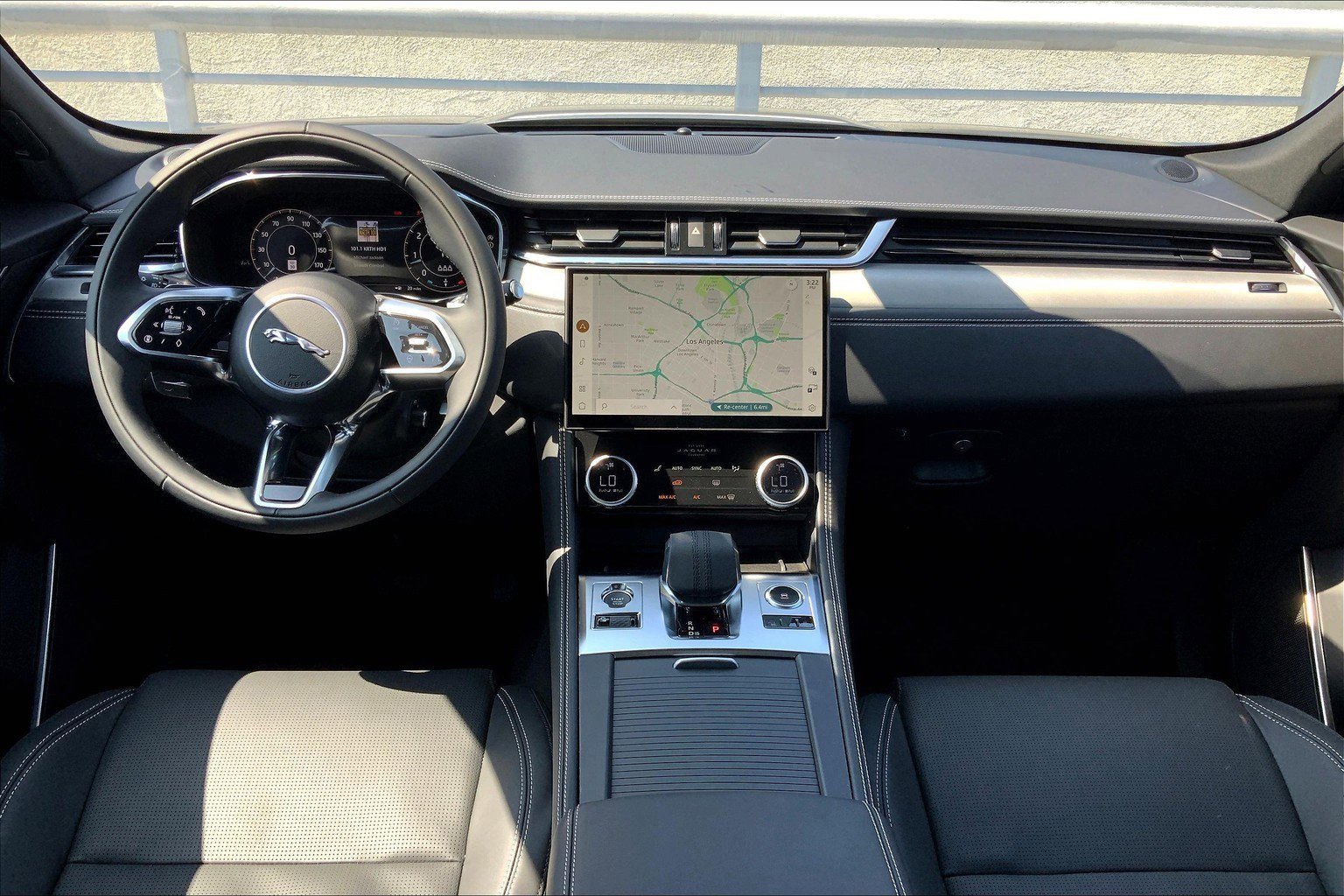 New 2026 Jaguar F-PACE R-Dynamic S image 12
