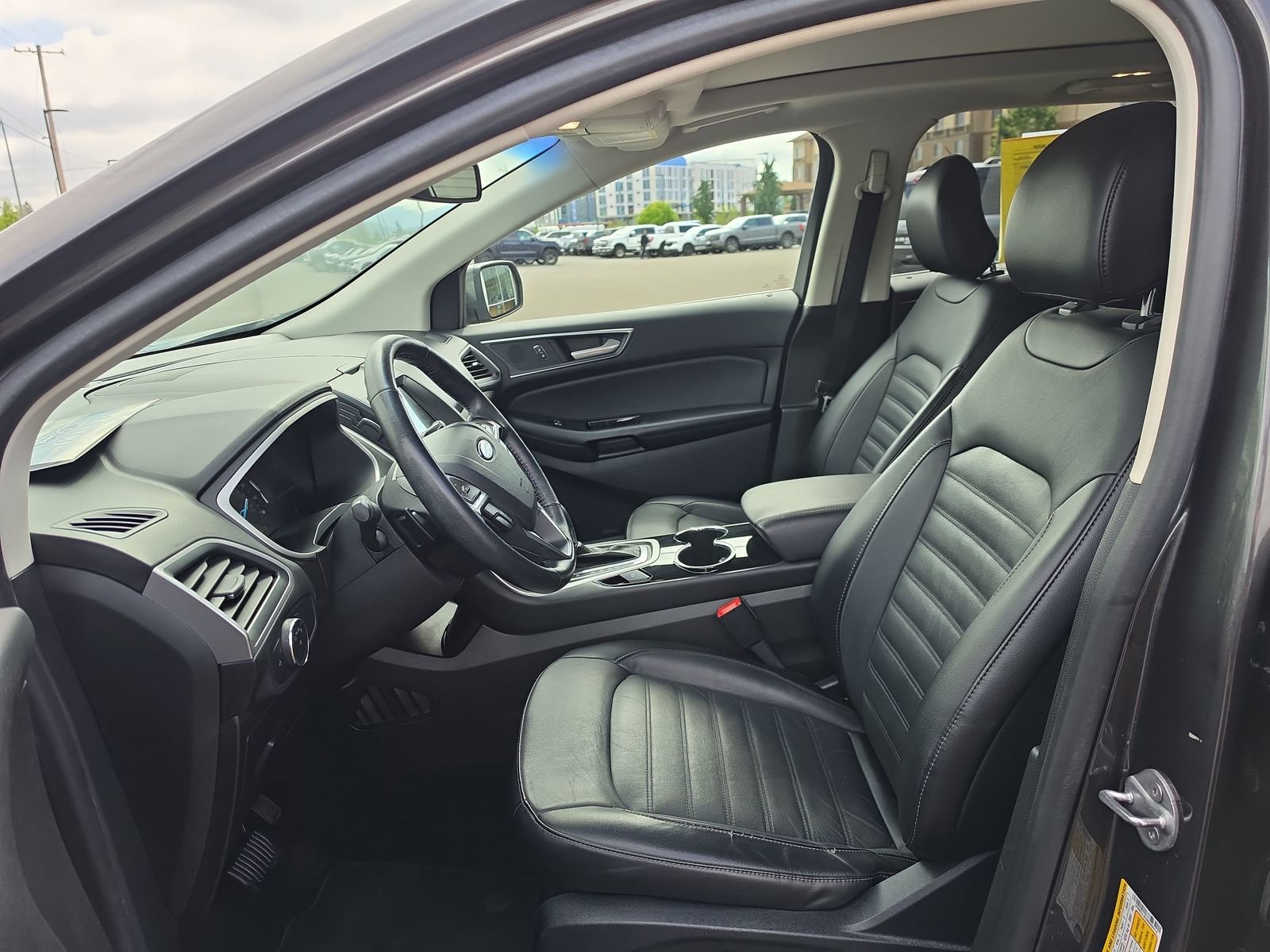 Used 2017 Ford Edge SEL w/ Equipment Group 201A AWD/4WD image 11