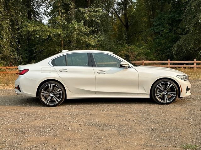 Used 2021 BMW 330i xDrive Sedan w/ Premium Package AWD/4WD image 10