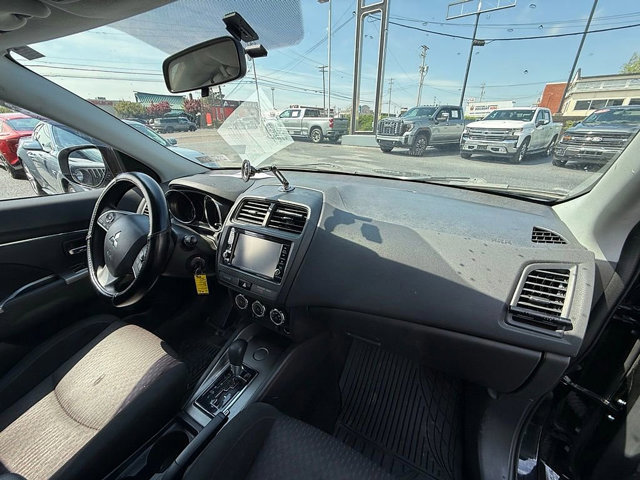 Used 2019 Mitsubishi Outlander Sport LE FWD image 21