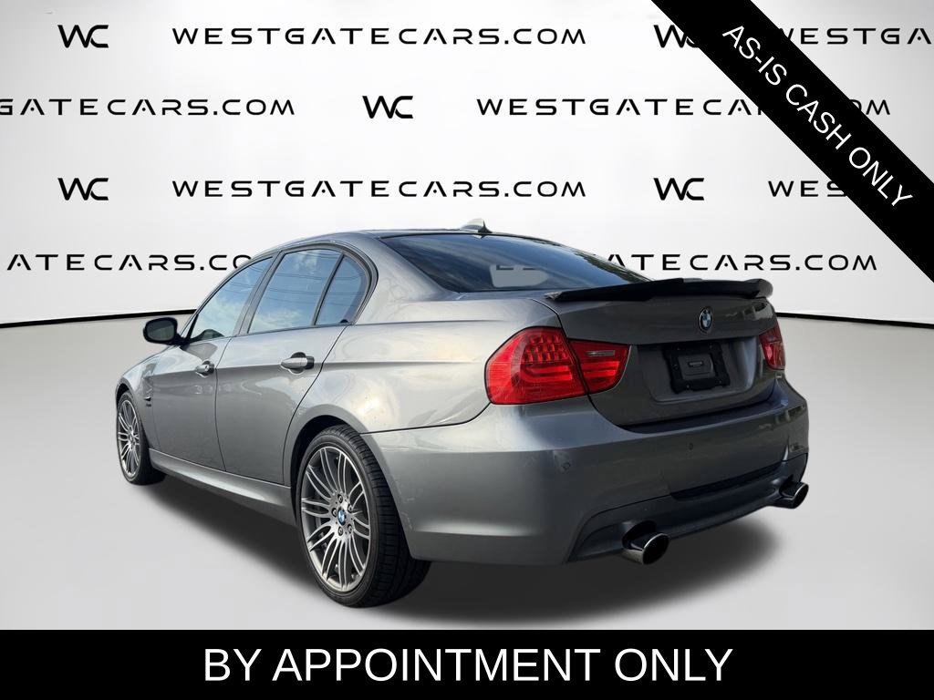 Used 2011 BMW 335i xDrive Sedan AWD/4WD image 3