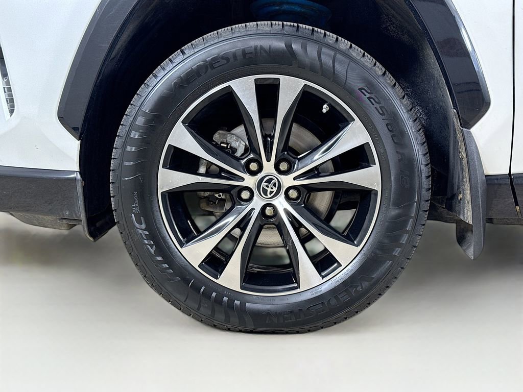 Certified 2020 Toyota RAV4 XSE AWD/4WD image 27