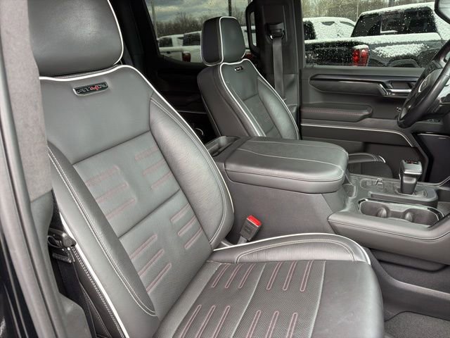 Used 2023 GMC Sierra 1500 AT4X image 11