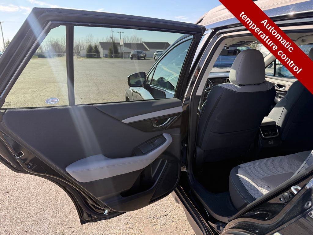 Used 2024 Subaru Outback Premium AWD/4WD image 24