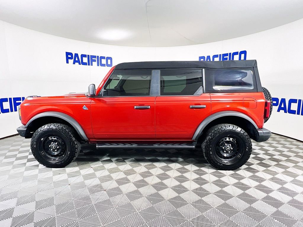 Certified 2023 Ford Bronco Black Diamond image 5