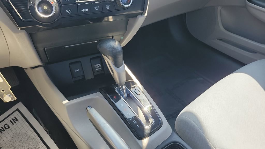Used 2013 Honda Civic LX image 15
