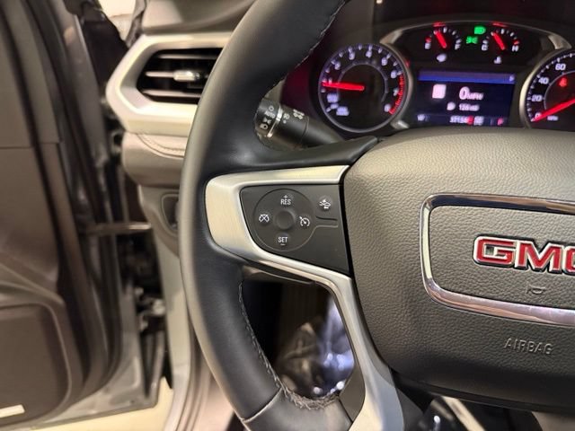 Used 2023 GMC Acadia SLT AWD/4WD image 17