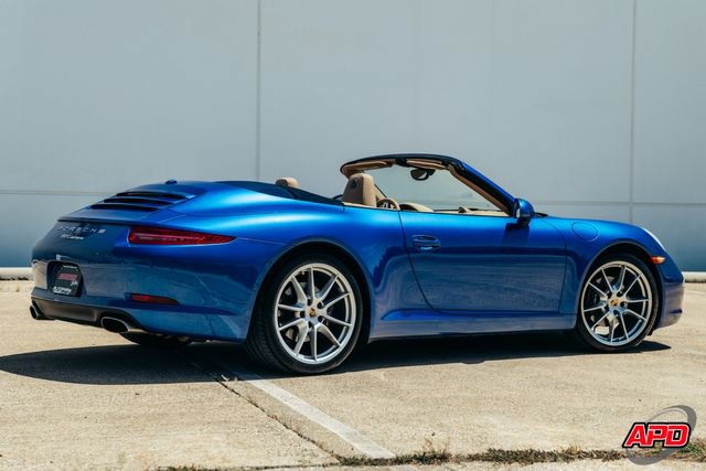 Used 2015 Porsche 911 Carrera RWD image 3