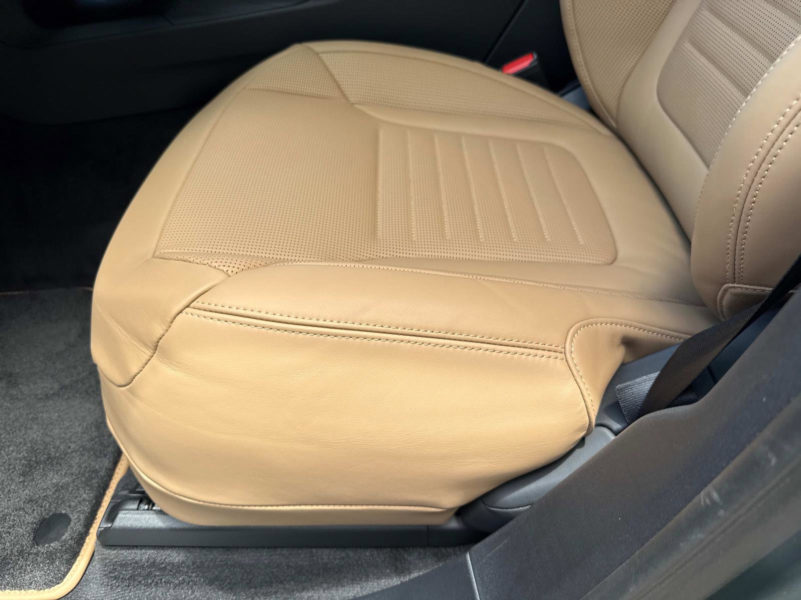 New 2025 Land Rover Range Rover Sport SV Edition Two image 16