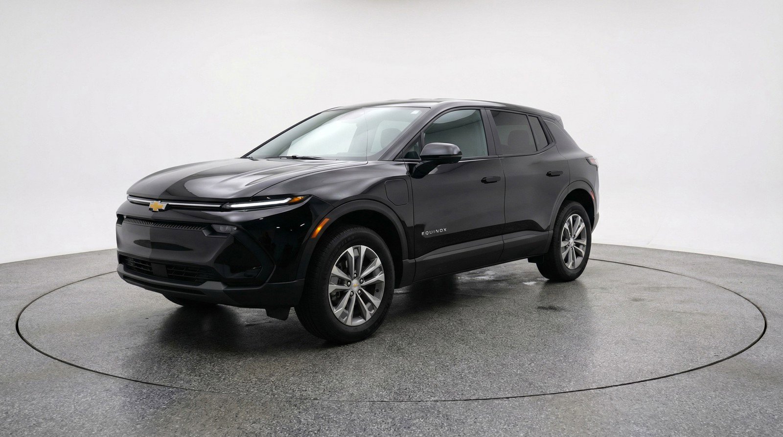 Used 2025 Chevrolet Equinox LT FWD image 3