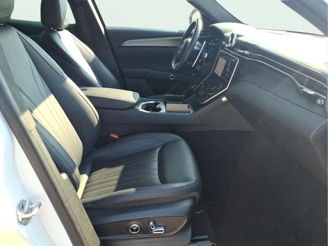 Used 2024 Maserati Grecale GT AWD/4WD image 21