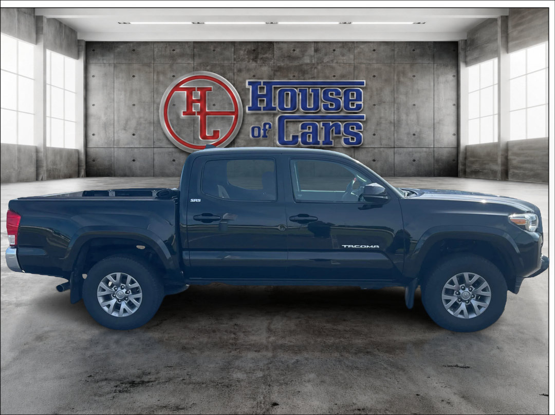 Used 2017 Toyota Tacoma SR5 w/ Tow Package AWD/4WD image 4