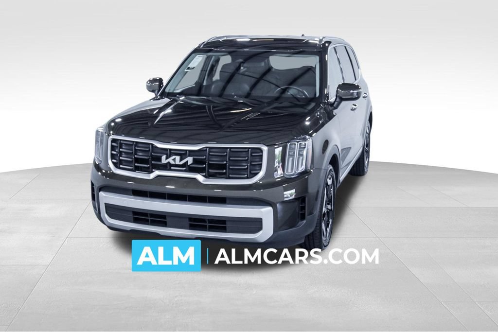 Used 2024 Kia Telluride S w/ S Sunroof Package FWD image 1