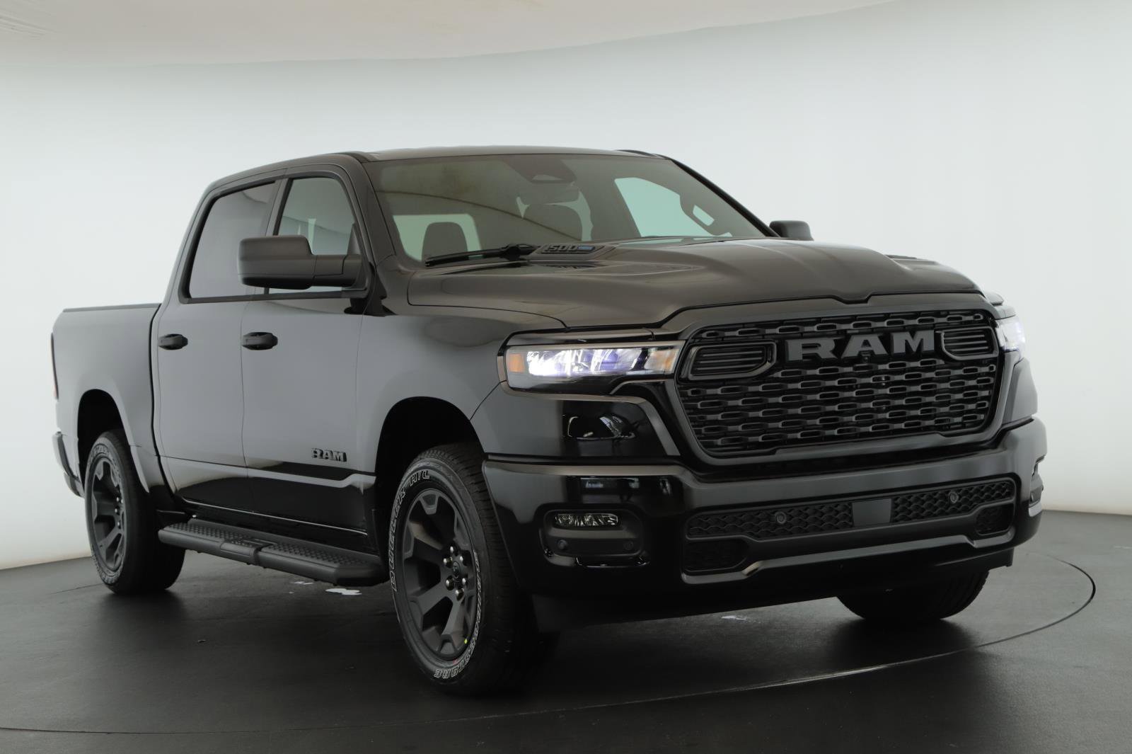 New 2025 RAM 1500 Tradesman