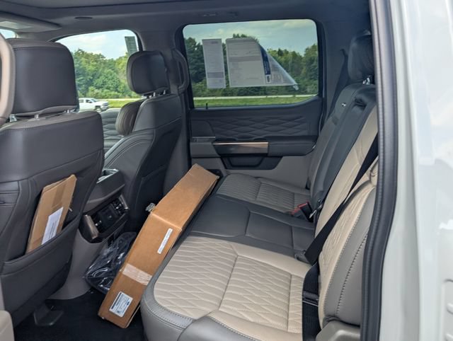 New 2026 Ford F450 Platinum w/ Platinum Plus Package AWD/4WD image 10