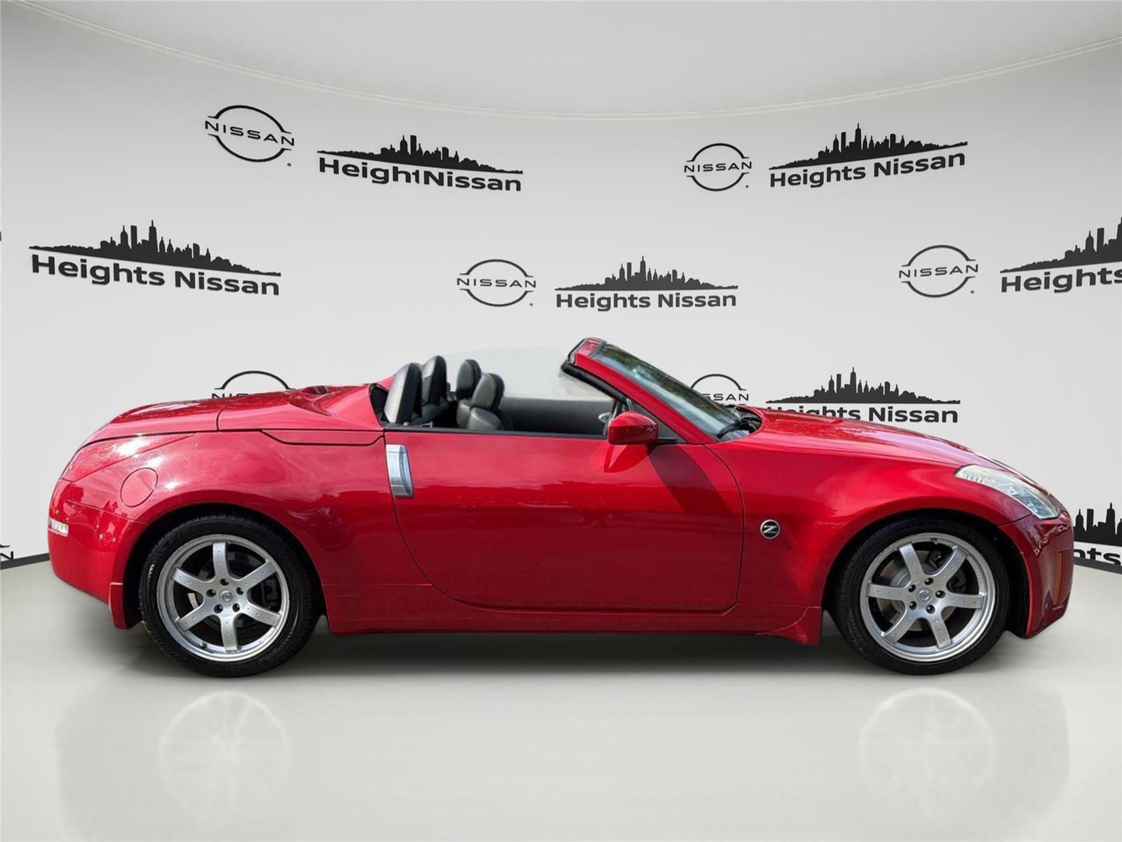 Used 2006 Nissan 350Z Touring RWD image 9