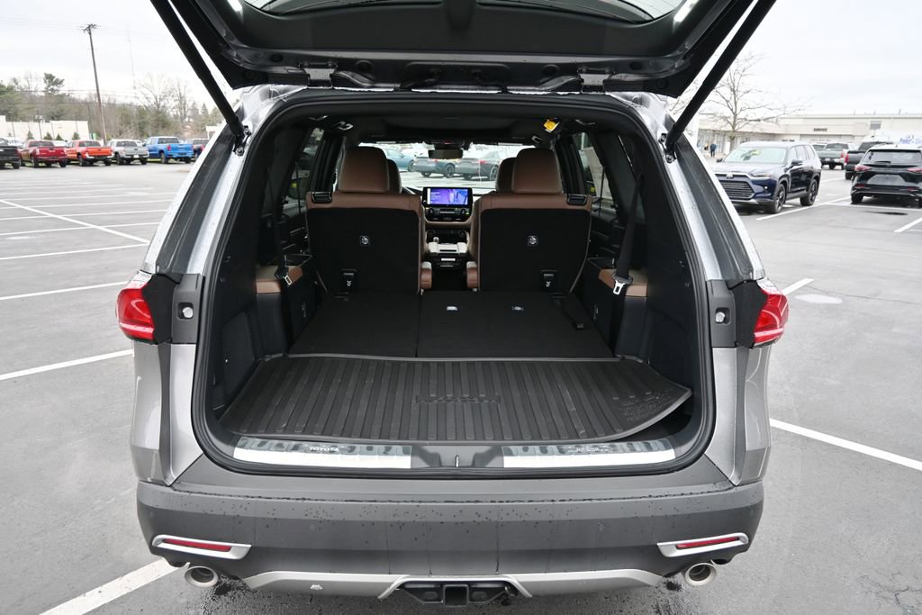 New 2026 Toyota Grand Highlander AWD Hybrid image 7