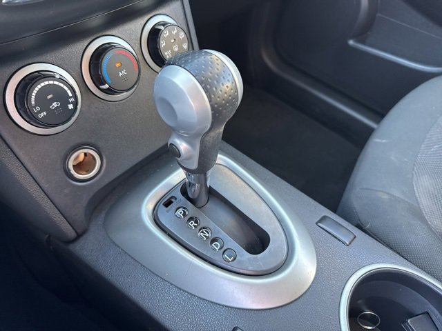 Used 2014 Nissan Rogue S image 18